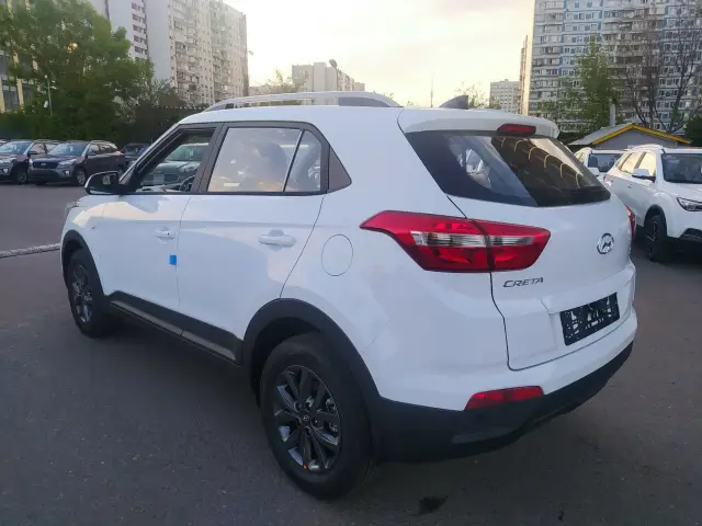 AG: предложение на { brand|capitalize }} Creta 