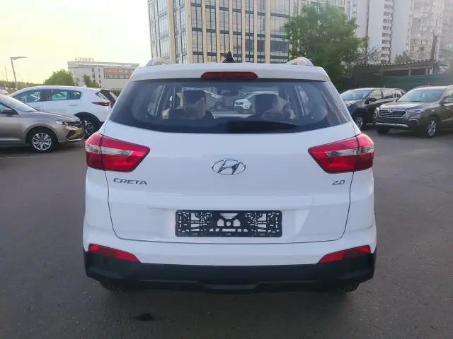 AG: предложение на { brand|capitalize }} Creta 