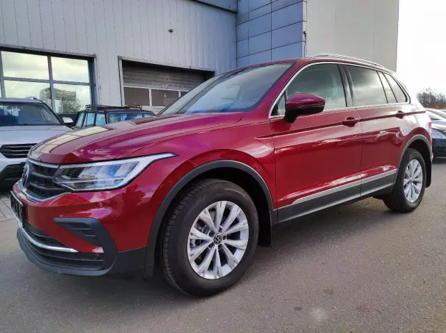 AG: предложение на { brand|capitalize }} Tiguan 