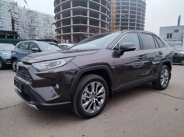 AG: предложение на { brand|capitalize }} Rav4