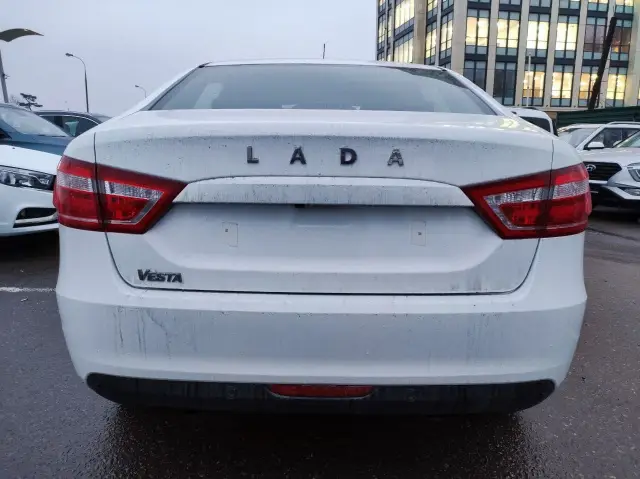 AG: предложение на { brand|capitalize }} Vesta 