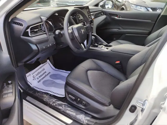 AG: предложение на { brand|capitalize }} Camry 