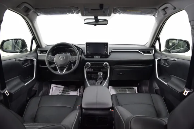 AG: предложение на { brand|capitalize }} Rav4