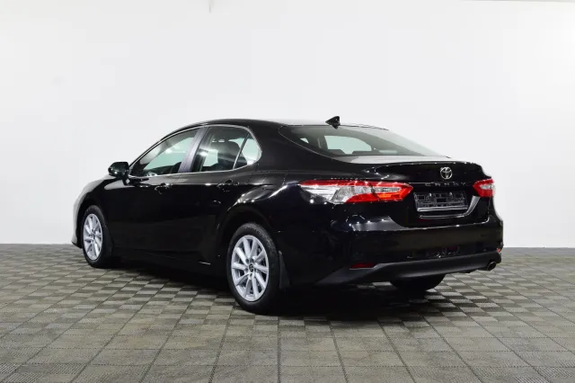 AG: предложение на { brand|capitalize }} Camry 