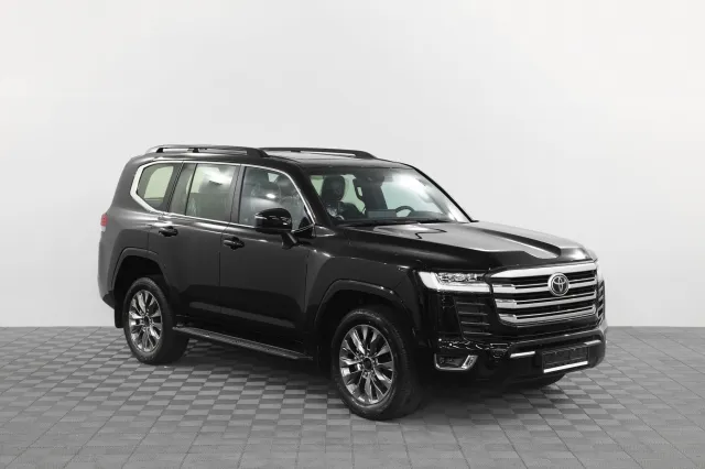 AG: предложение на { brand|capitalize }} Land Cruiser 300 