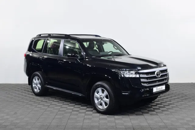AG: предложение на { brand|capitalize }} Land Cruiser 300 
